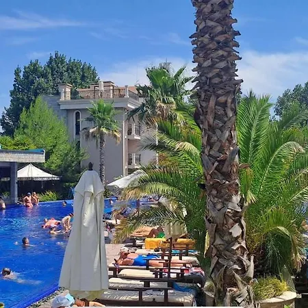 Deluxe In Cascadas Sunny Apartmán *