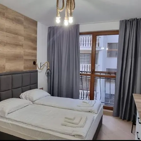 Deluxe In Cascadas Sunny Apartment *